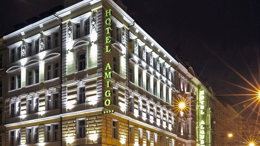 Amigo City Centre Hotel