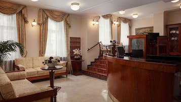 Sala de estar en el lobby