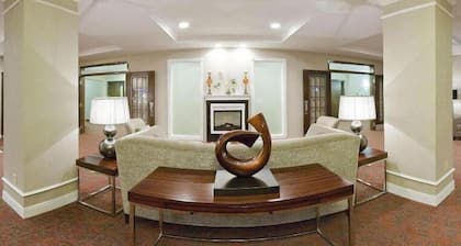 Holiday Inn Express Hotel & Suites STEPHENVILLE