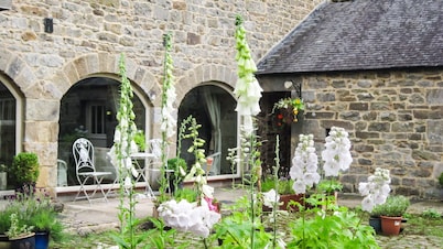 Falstone Barns