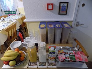 Buffet - Haven House (Torquay)