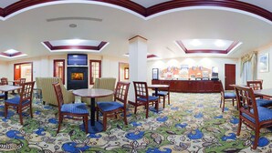 Free buffet breakfast - Holiday Inn Express Bentleyville (Bentleyville)