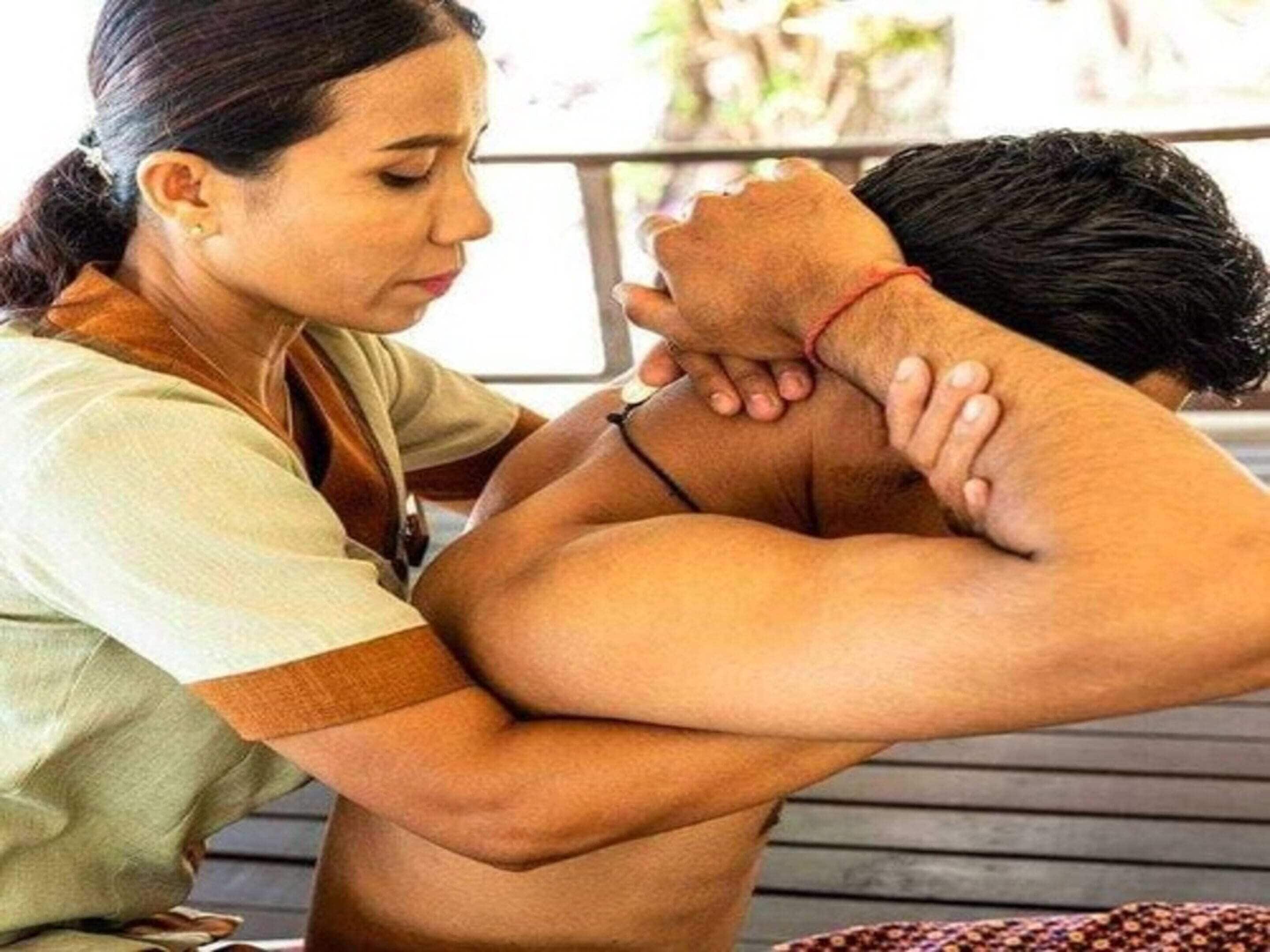 body treatments, thai massages, body wraps, body scrubs