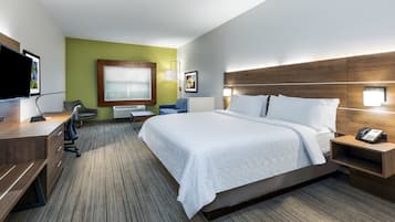 Een kluis op de kamer, een bureau, een laptopwerkplek