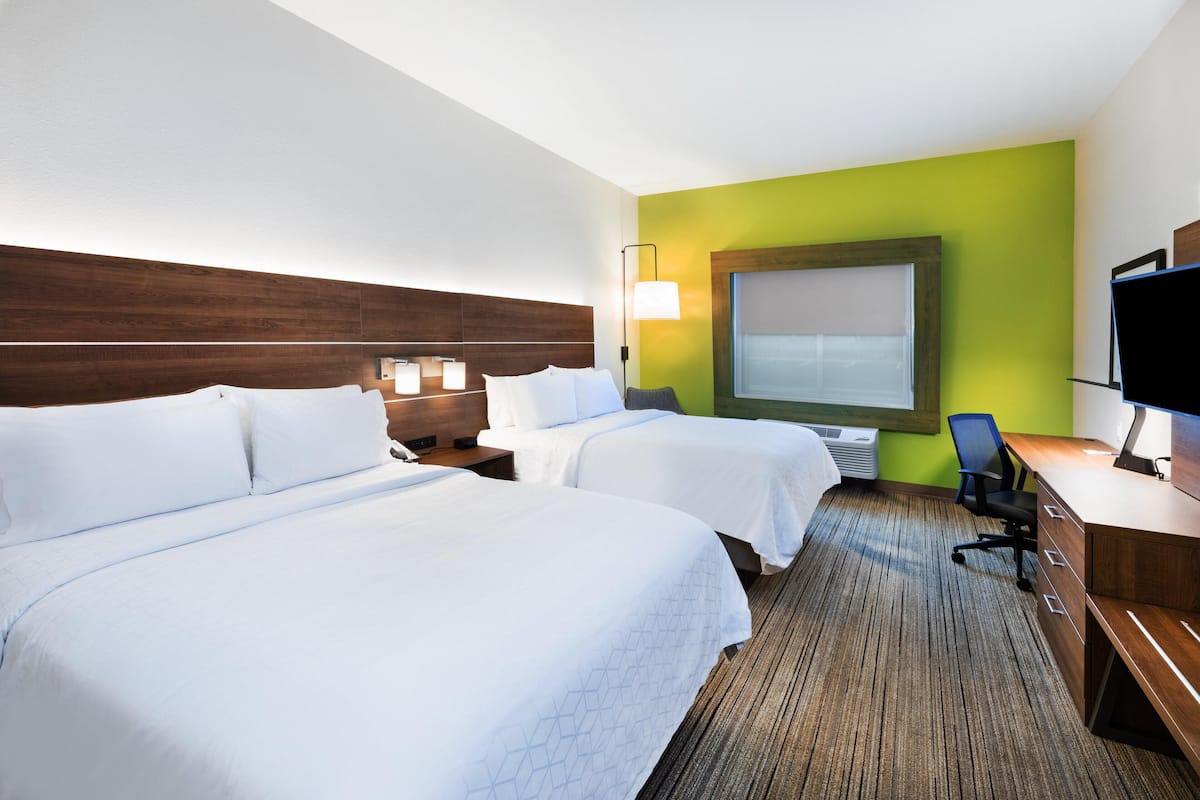 In-room safe, desk, laptop workspace, blackout drapes