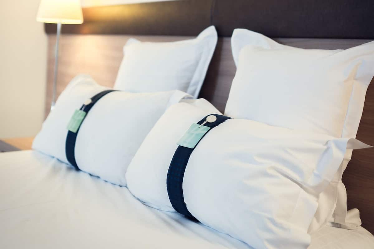 Standard Room, 1 Queen Bed