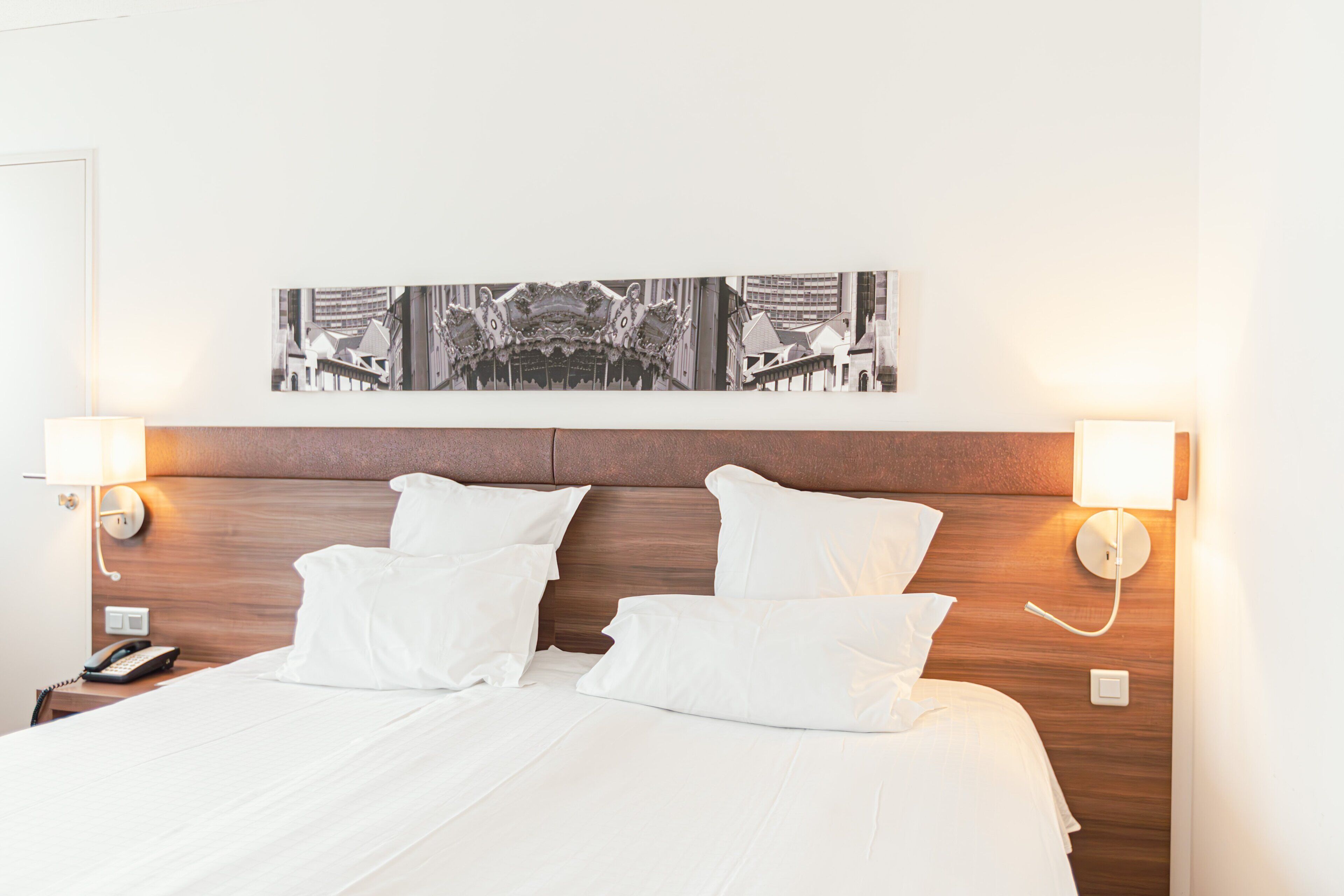 standard room | in-room safe, desk, soundproofing, iron/ironing board