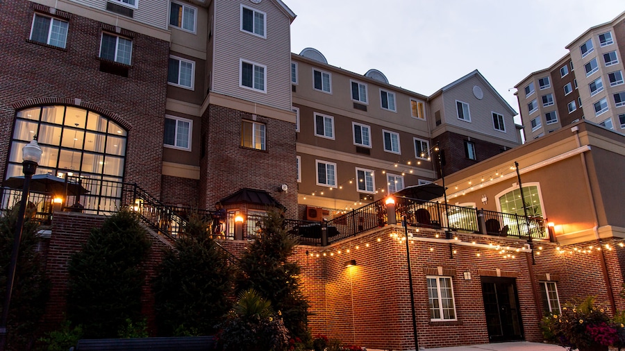 Staybridge Suites Rochester University by IHG