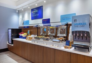 Desayuno buffet incluido todos los días 