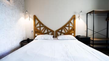 Premium bedding, individually decorated, desk, blackout curtains
