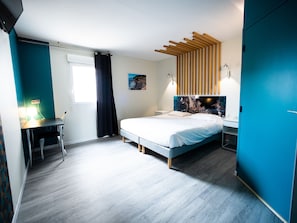 Double Room | Premium bedding, individually decorated, desk, blackout drapes