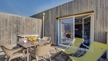 Studio, vue lac | Terrasse/Patio