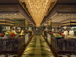 5 restaurants, breakfast, lunch, dinner served; Indian cuisine 