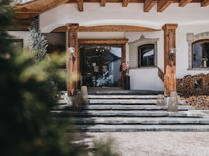 Fachada de la propiedad