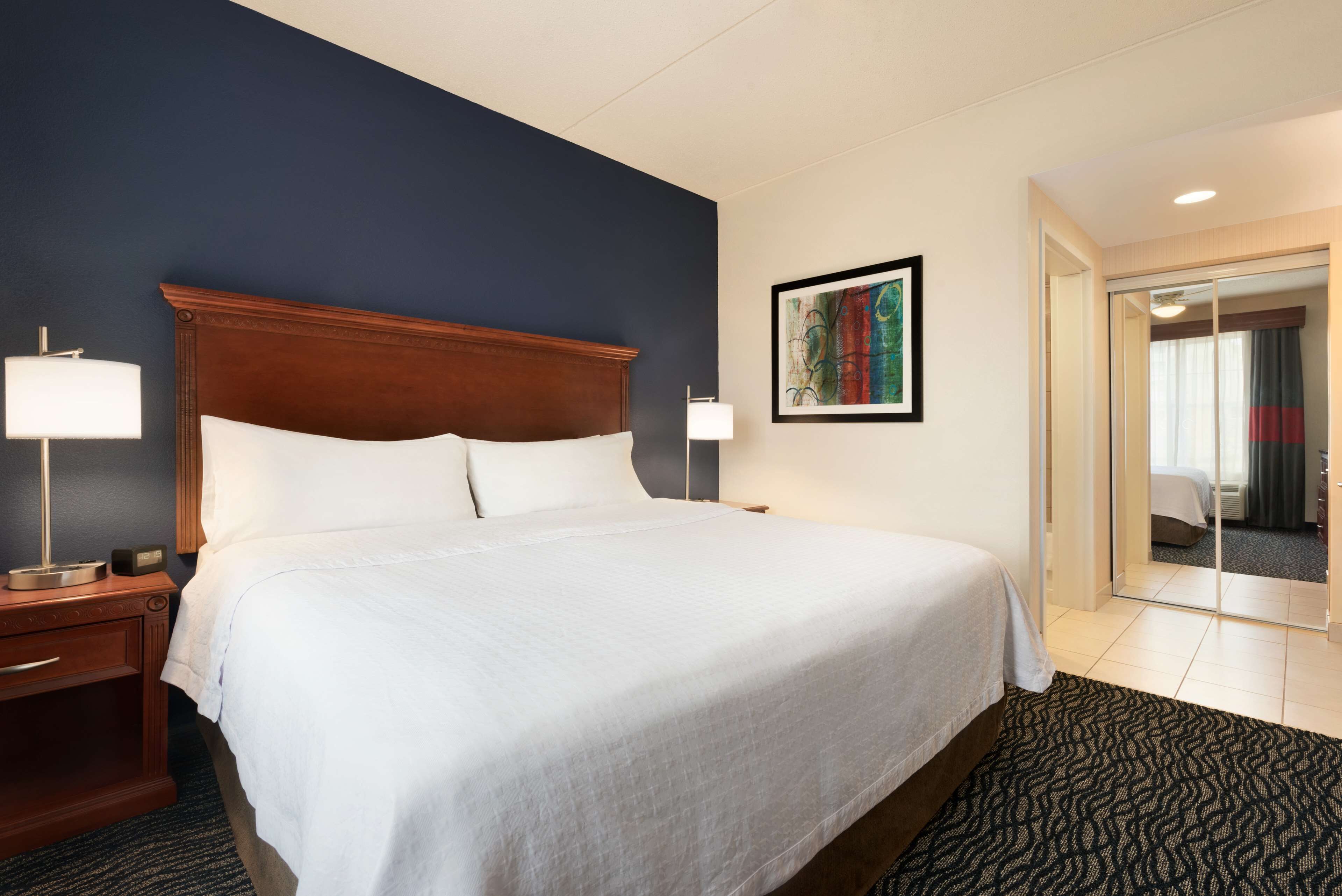 1 bedroom, hypo-allergenic bedding, down duvets, in-room safe