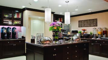 Desayuno buffet incluido todos los días