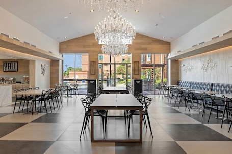 Lobby. Kompose Residences Houston Cy-Fair