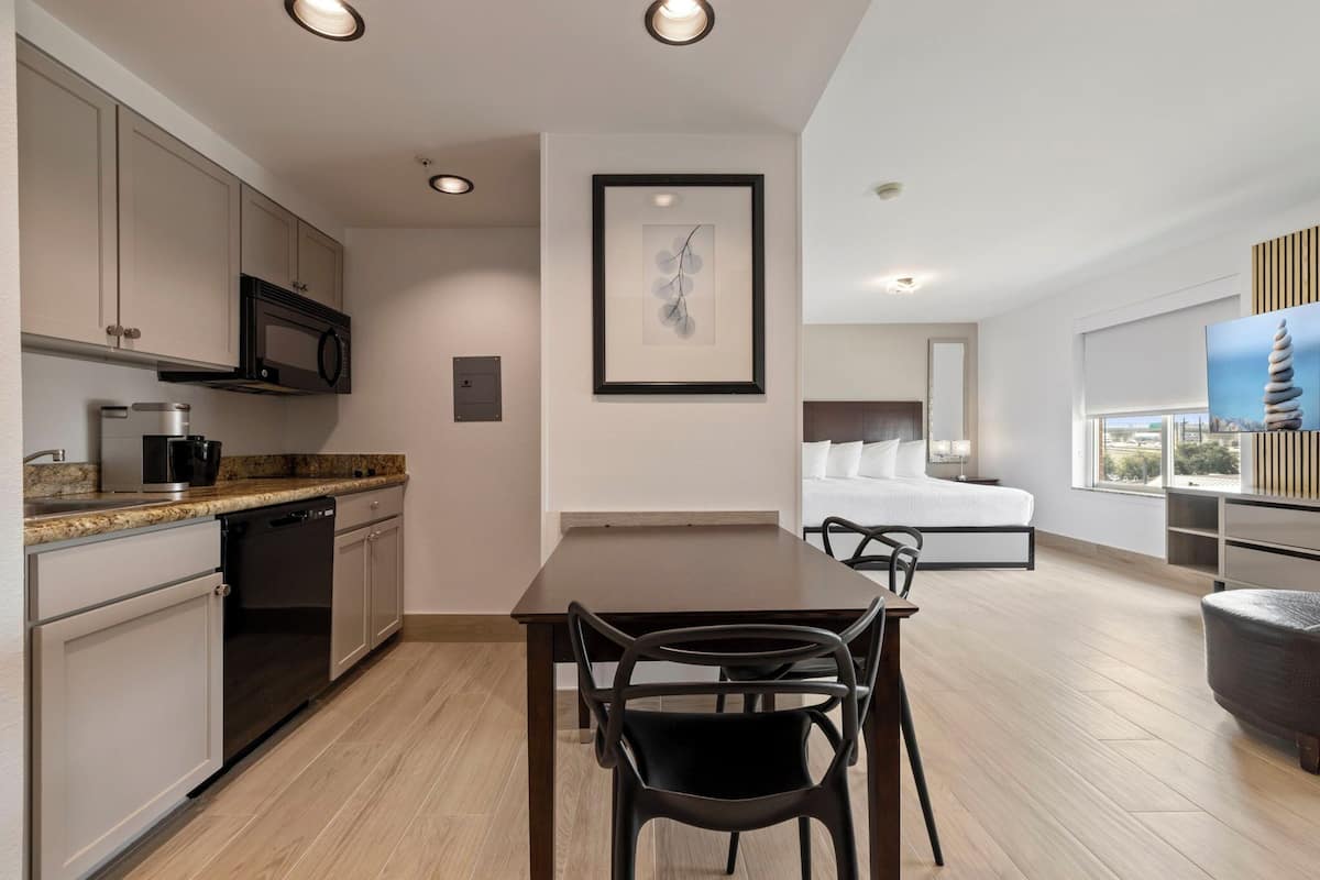 Literie de qualité supérieure, coffres-forts dans les chambres