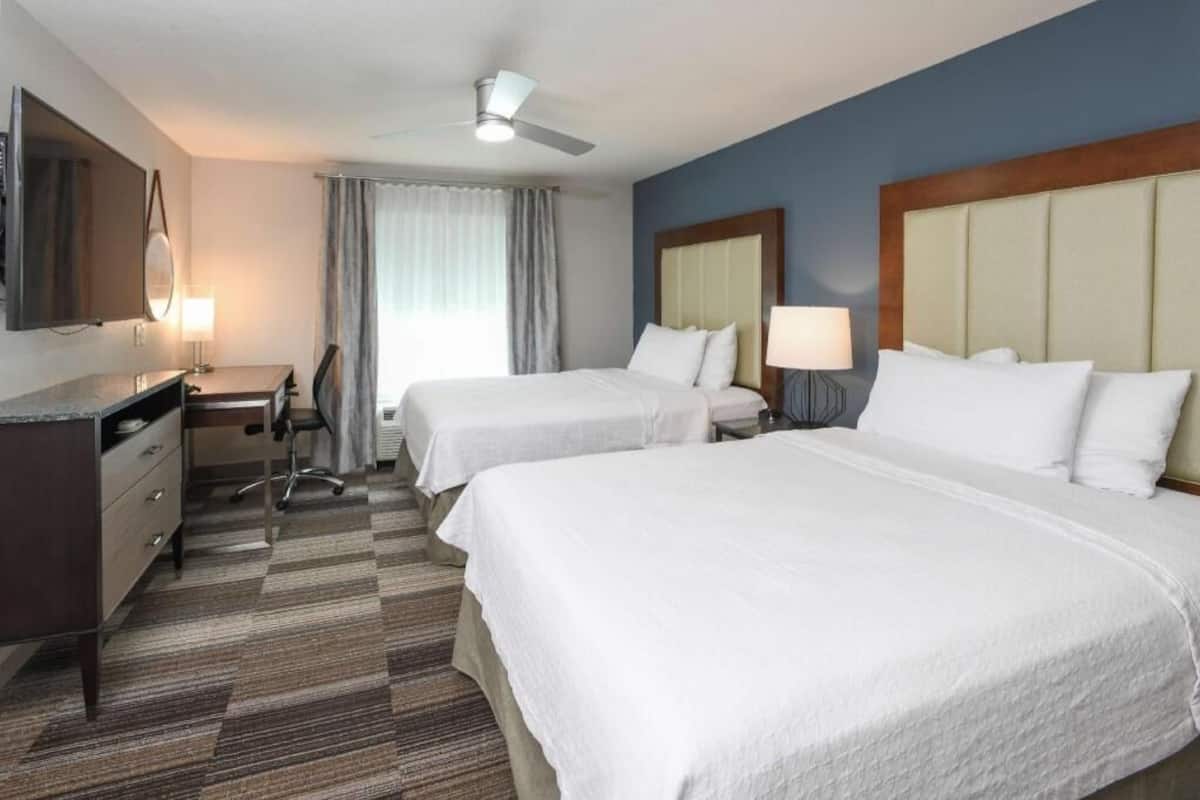 Ropa de cama de alta calidad, edredón y camas con pillow-top