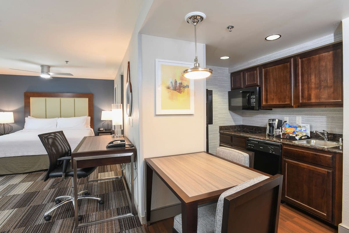 premium bedding, down duvets, pillow-top beds, in-room safe