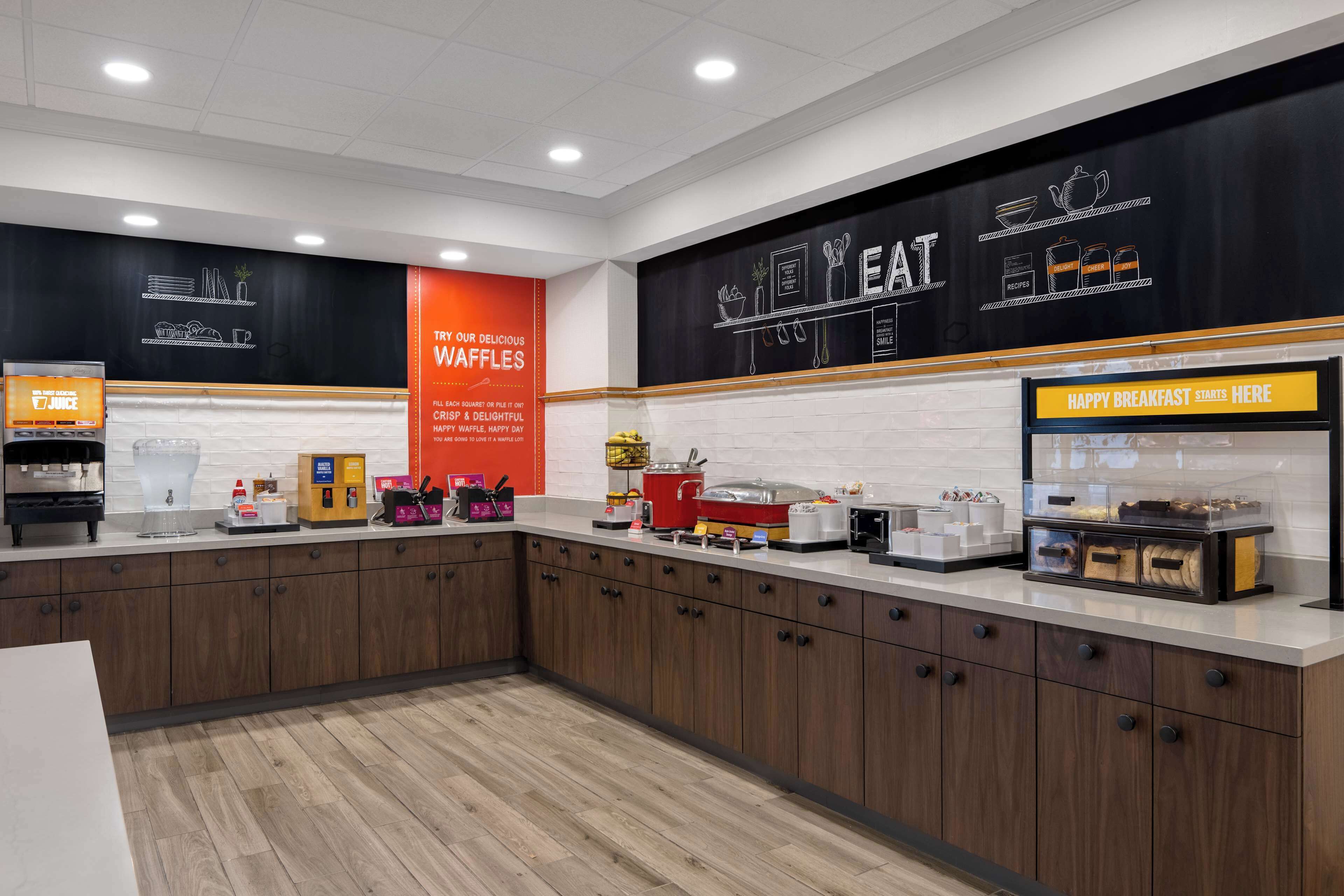 free daily continental breakfast