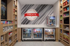 Snack bar