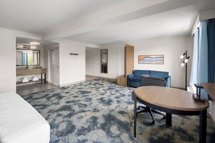 Cortinas blackout, tabla de planchar con plancha y cunas gratuitas 