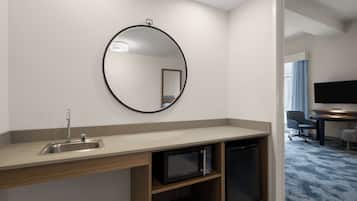 Blackout drapes, iron/ironing board, free cribs/infant beds, free WiFi
