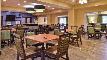 Free daily buffet breakfast