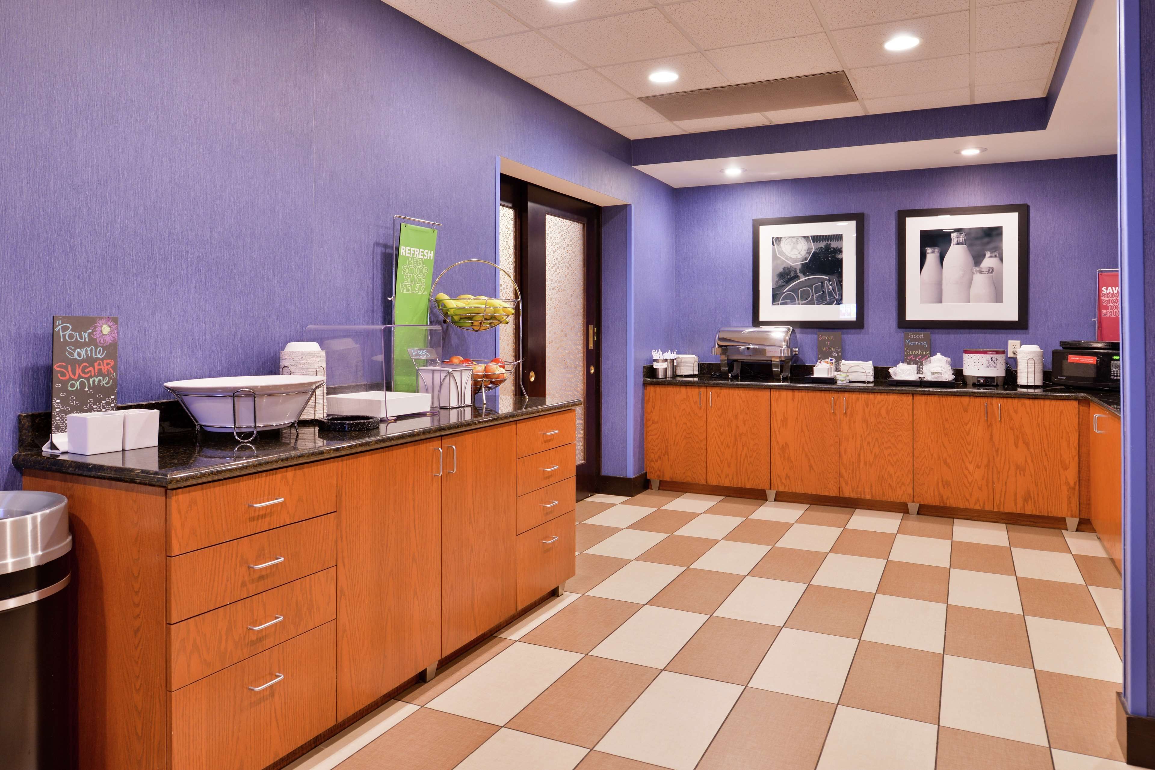 free daily on-the-go breakfast