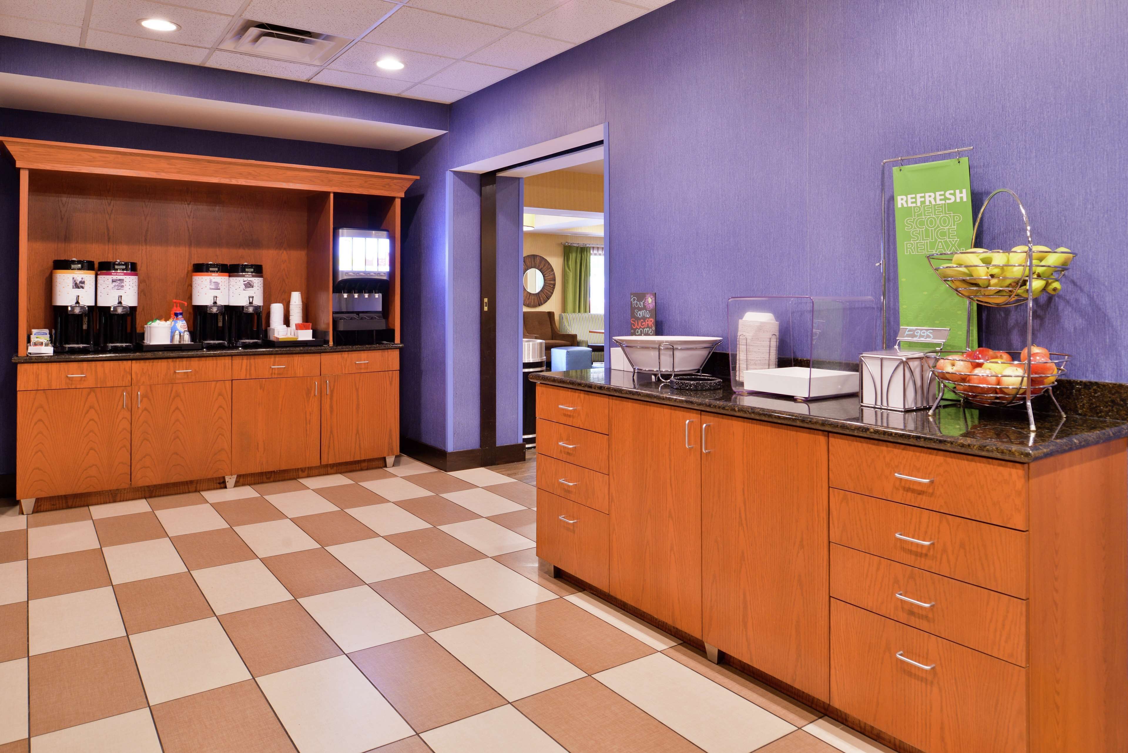 free daily on-the-go breakfast