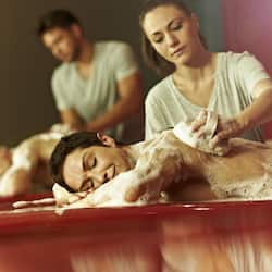 Tratamientos corporales, aromaterapia, masajes con piedras calientes