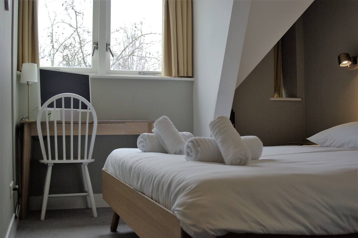 In-room safe, desk, laptop workspace, blackout curtains