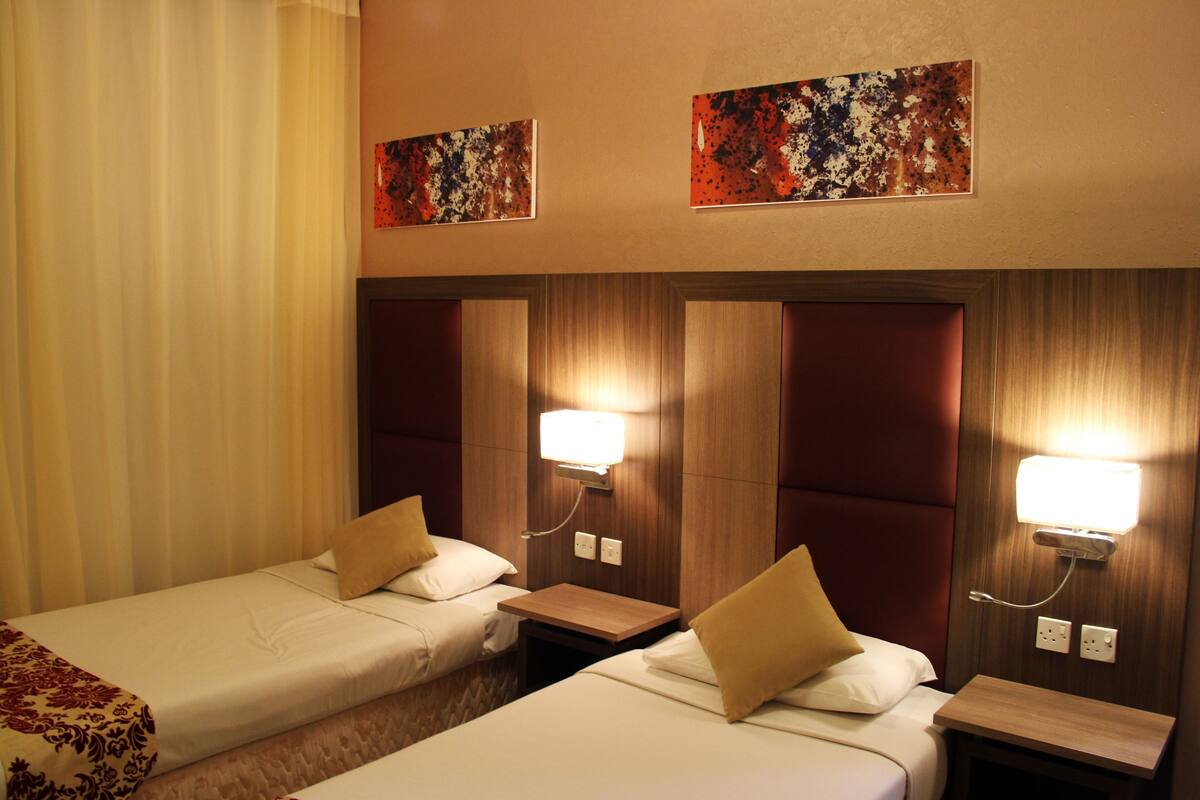 Phòng Suite, 1 phòng ngủ | Bộ đồ giường cao cấp, chăn bông, minibar, két bảo mật tại phòng 