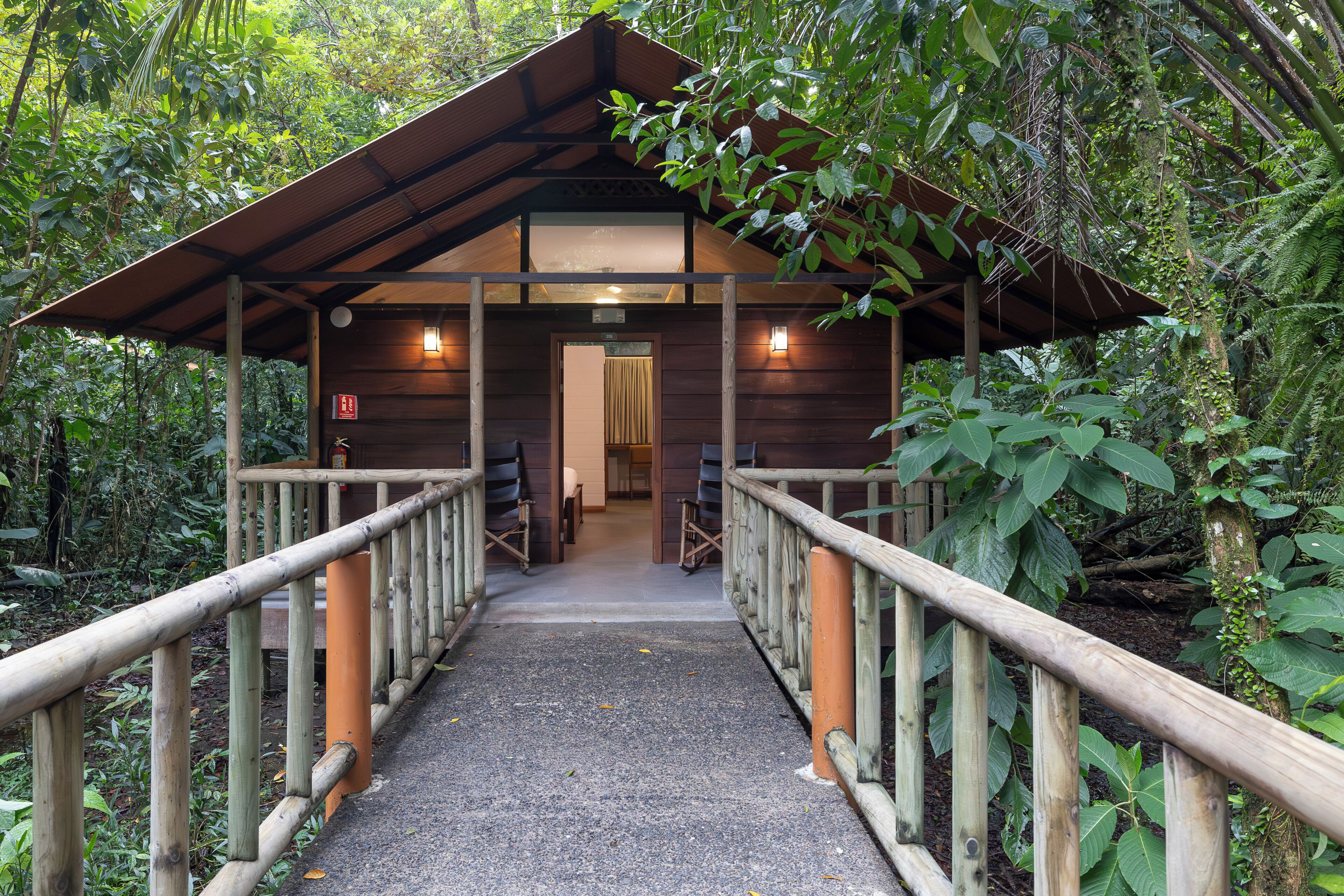 Standard Room, 1 Bedroom | Premium bedding, in-room safe, bed sheets