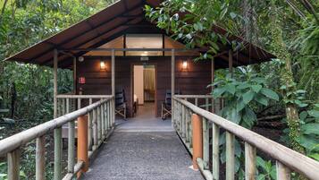 Standard Room, 1 Bedroom | Premium bedding, in-room safe, bed sheets