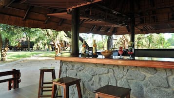 Bar (en la propiedad)