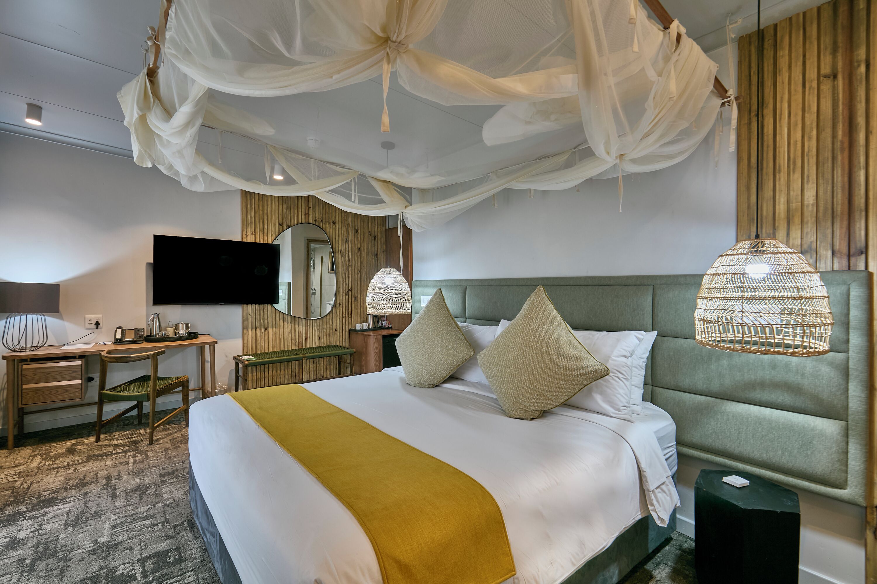 Kamar Standar, 1 Tempat Tidur Double | Tempat tidur Select Comfort, brankas, dan meja kerja