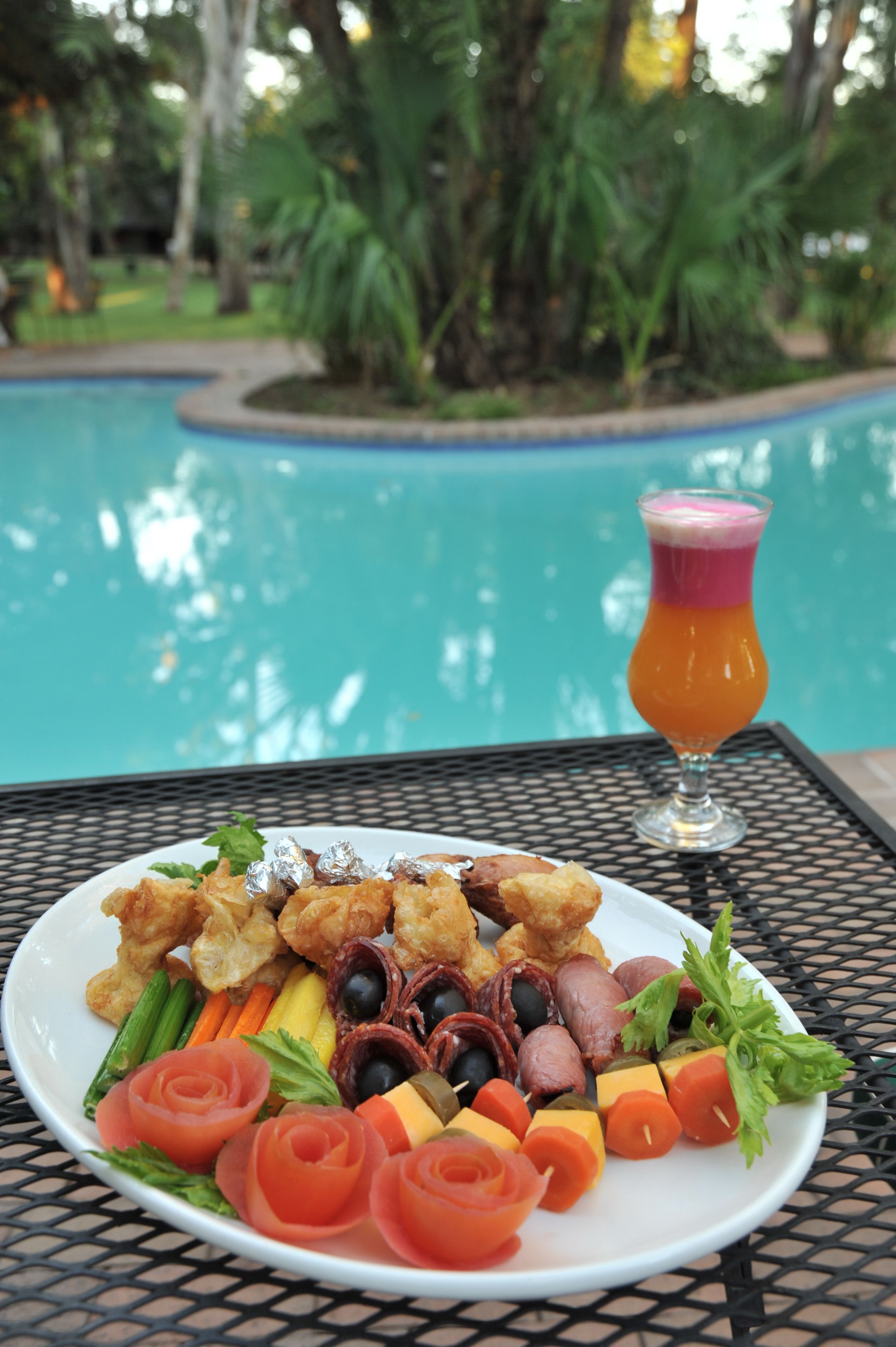 outdoor pool, pool umbrellas