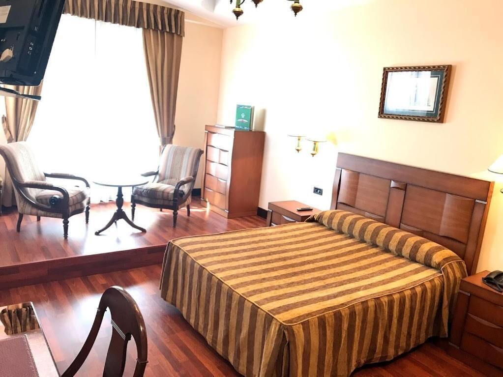 minibar, in-room safe, free cots/infant beds, rollaway beds