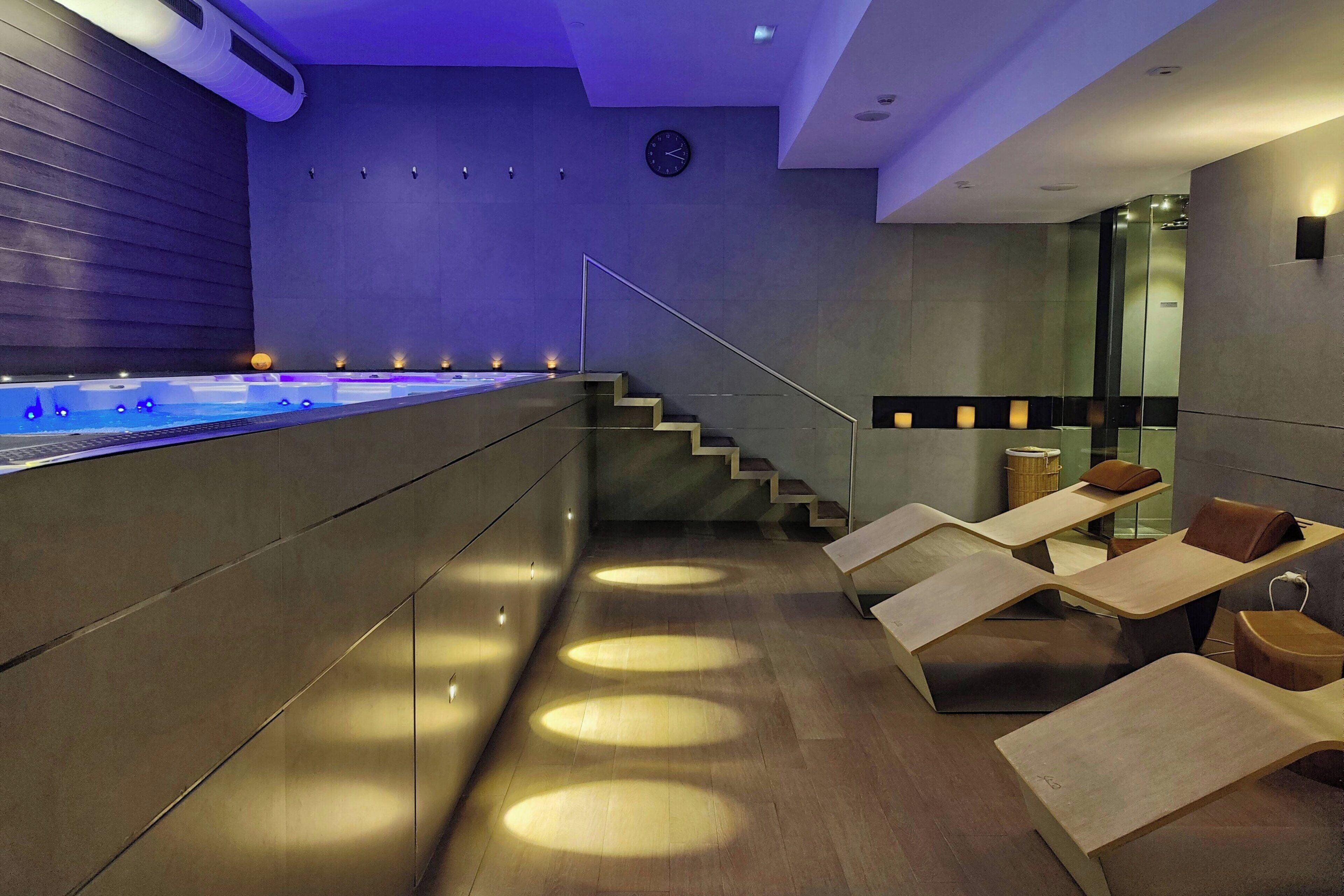 Turkish bath/hammam, body treatments, hydrotherapy, aromatherapy