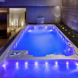 Turkish bath, body treatments, hydrotherapy, aromatherapy, body wraps