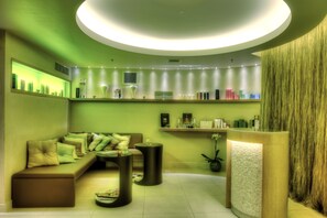 Sauna, steam room, body treatments, aromatherapy, hot stone massages