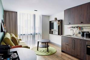 Pillowtop beds, in-room safe, desk, iron/ironing board - Residence Inn by Marriott London Kensington (London)