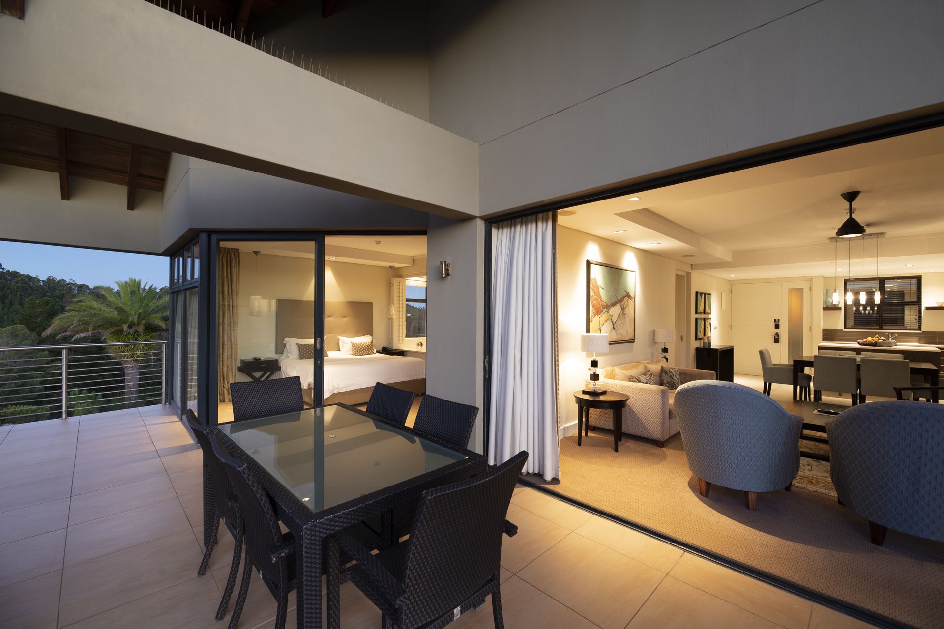Luxury Suite - One Bedroom | Vista dalla camera