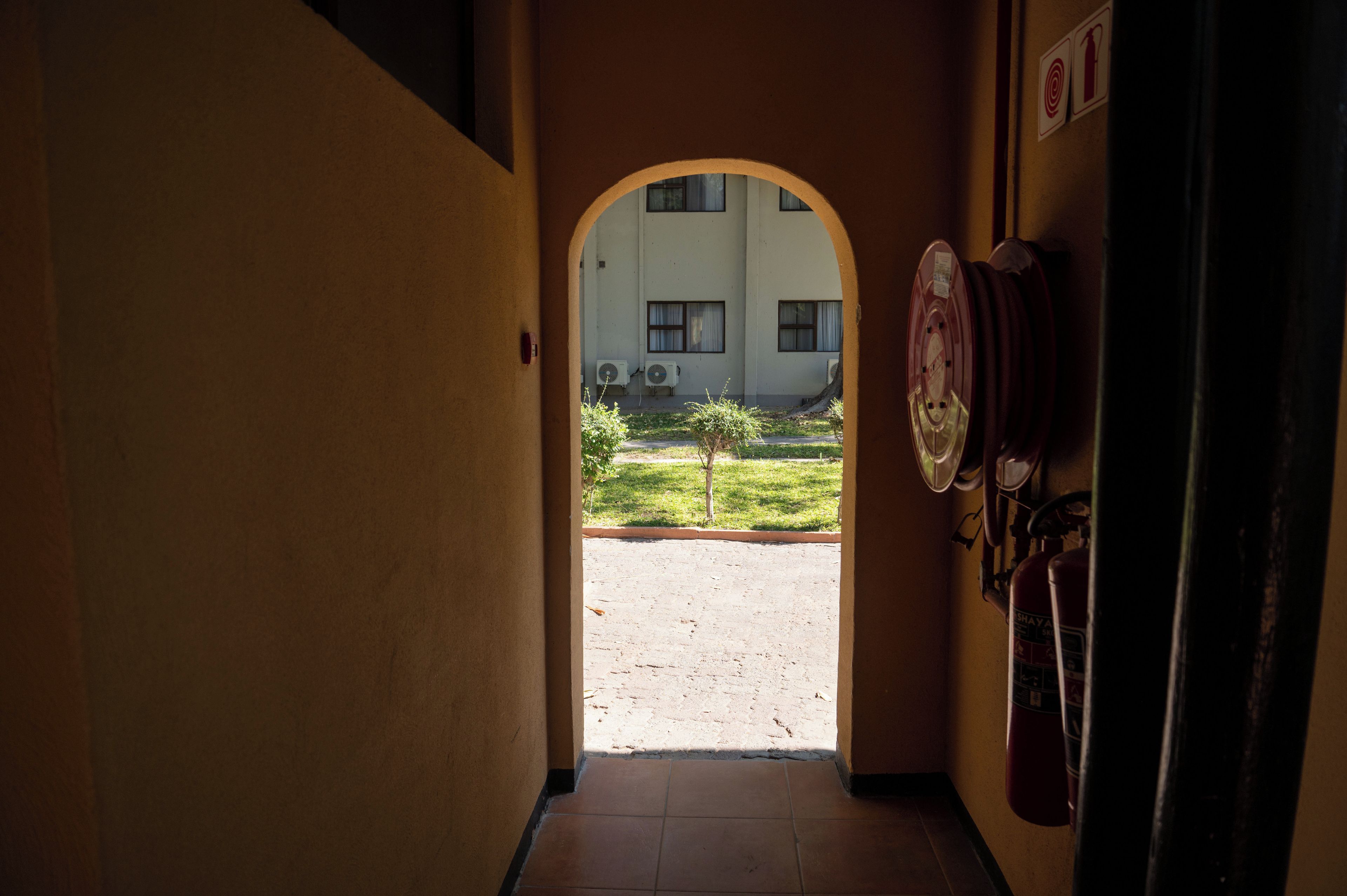 Photo - Cresta Riley's Hotel
