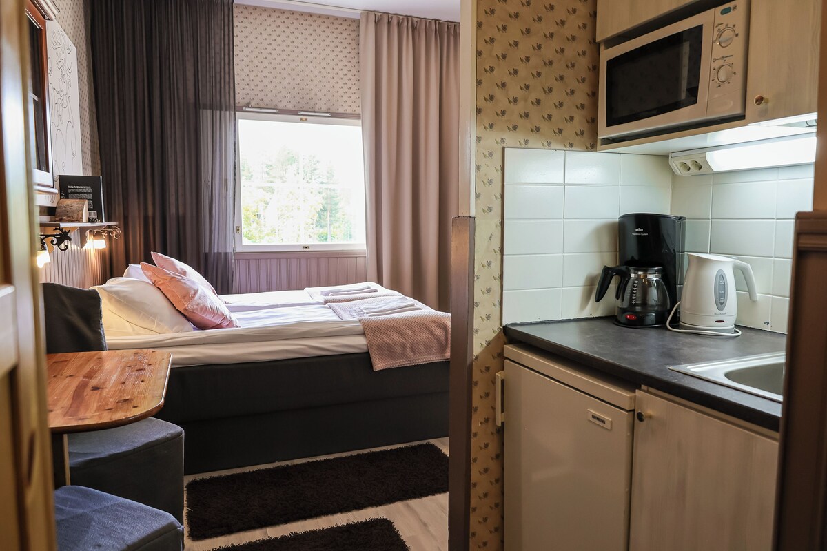 Standard Twin Room (With Sauna) | In-room safe, blackout drapes, cribs (surcharge), WiFi (free)