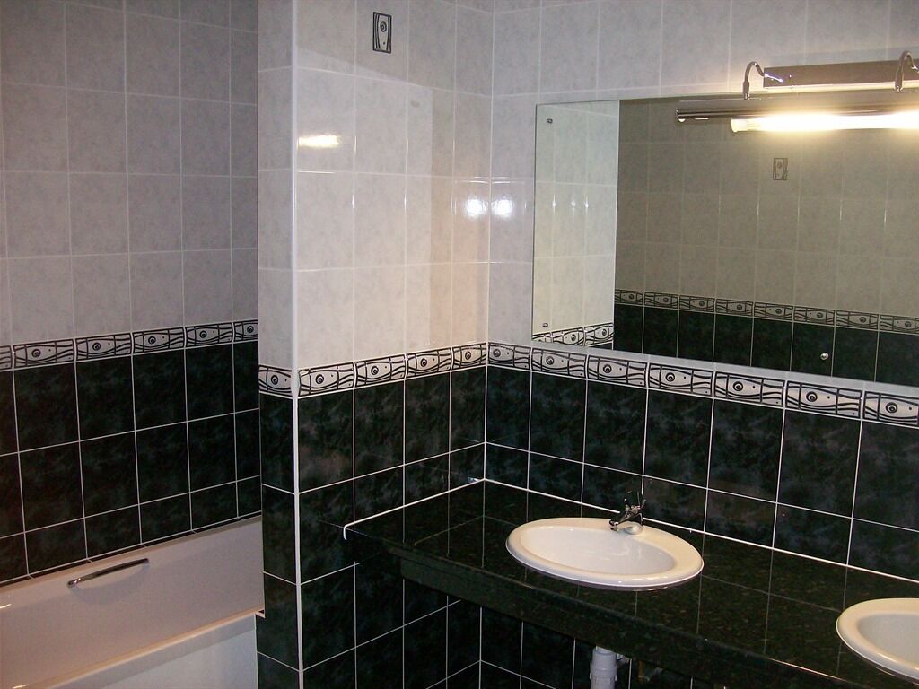 Family Room, Ensuite | Bathroom