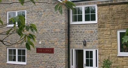 Hunters Lodge Inn