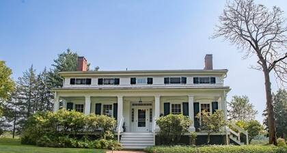 The Neighbour House B&B